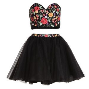 Alyce Paris 2 Piece Black Floral Tutu Mini Formal Dress Size 4